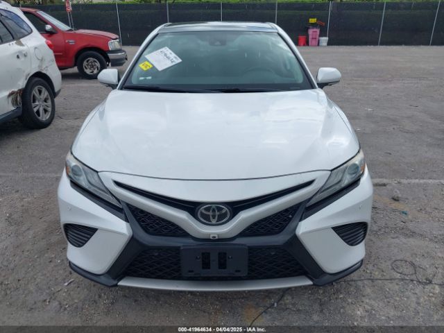 4T1B61HK5KU813375 Toyota CAMRY XSE
