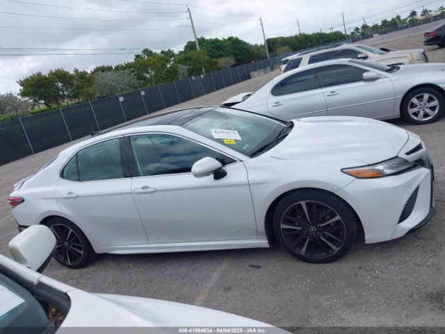 4T1B61HK5KU813375 Toyota CAMRY XSE