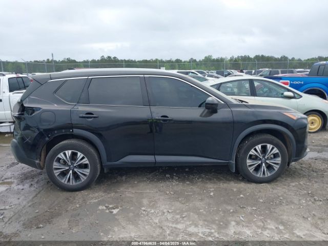 5N1AT3BA5MC833344 Nissan Rogue Sv Fwd