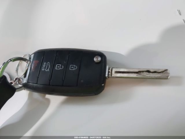 KNADN4A35E6396673 KIA RIO EX