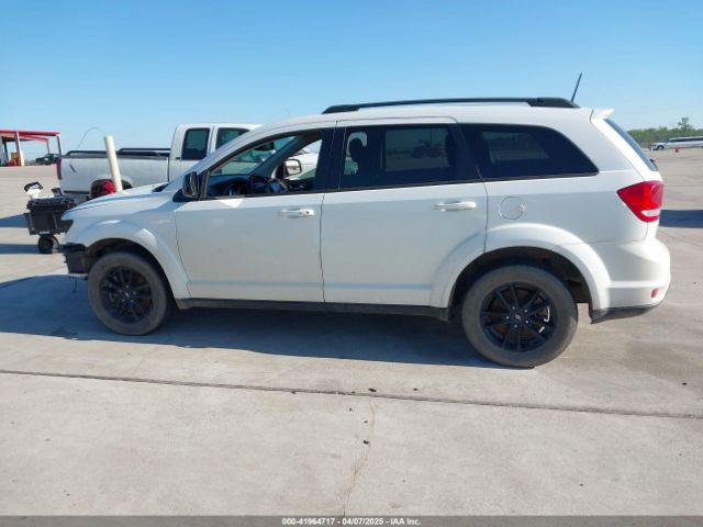 3C4PDCBB1KT835453 Dodge JOURNEY SE