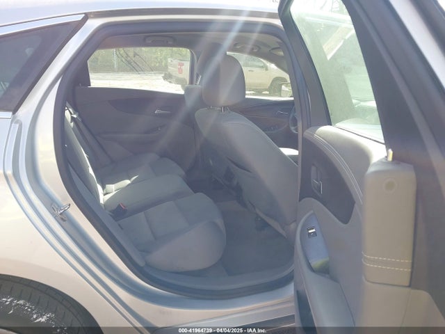 Chevrolet lkw 2015 2G11X5SL8F9182087 Image 8