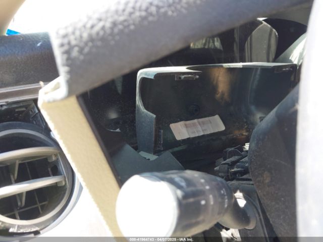 1FMJU1HT1HEA20832 Ford Expedition Xlt