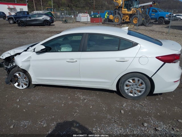 5NPD74LF9JH399905 Hyundai ELANTRA SE