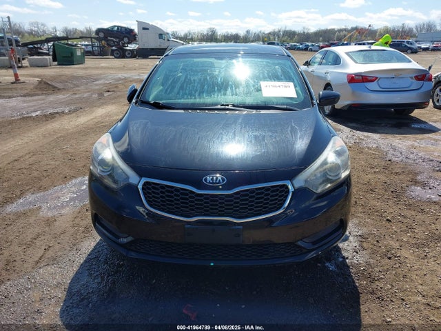 KNAFK4A62F5292421 KIA FORTE LX