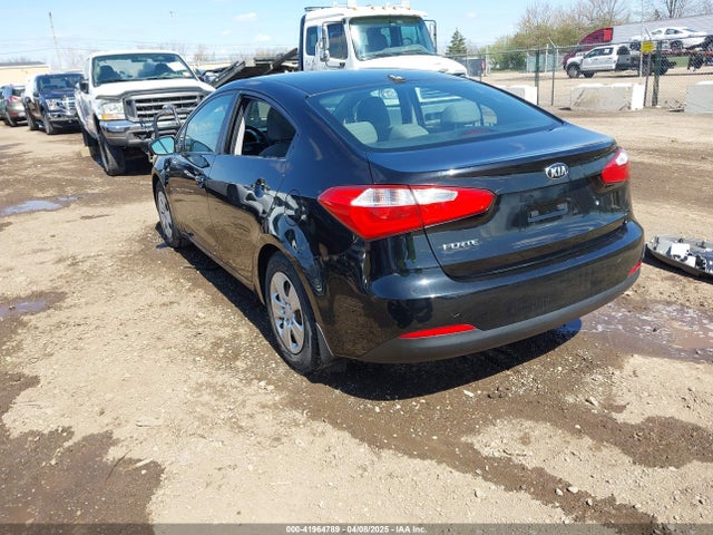 KNAFK4A62F5292421 KIA FORTE LX