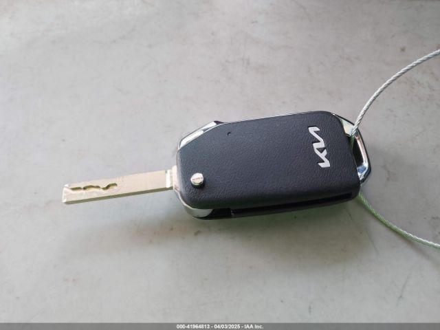 KNDJ23AU5S7252449 KIA SOUL LX