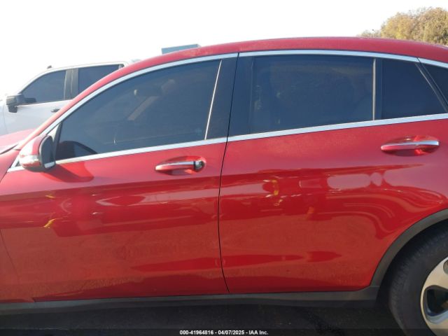 WDC0J4KB2HF199414 Mercedes-Benz Glc 300 Coupe 4matic