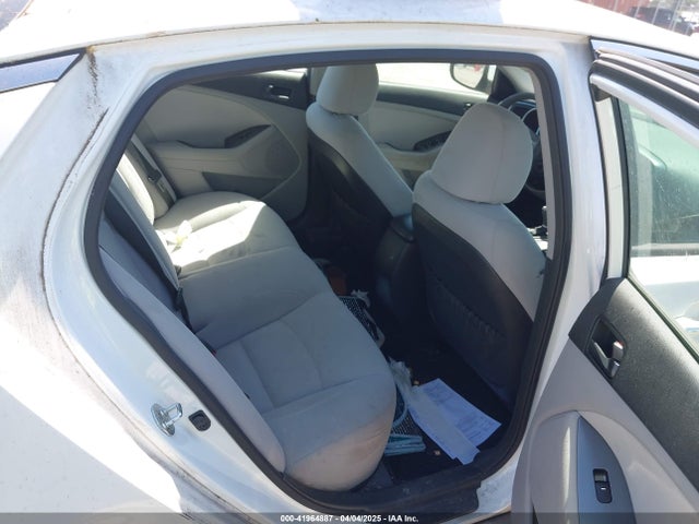 5XXGM4A7XFG368926 KIA Optima Lx