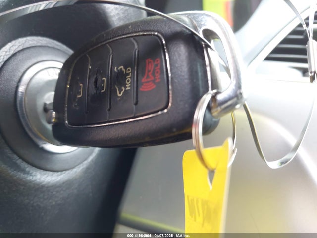 5NPE24AF8HH549731 Hyundai SONATA SE