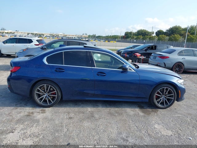 3MW5R1J00M8C11837 BMW 330I