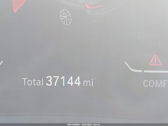 3MW5R1J00M8C11837 BMW 330I