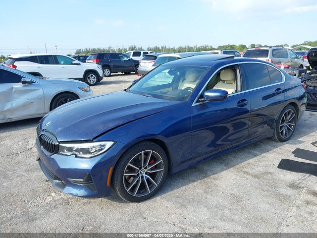 3MW5R1J00M8C11837 BMW 330I