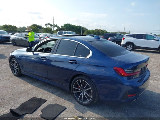 3MW5R1J00M8C11837 BMW 330I
