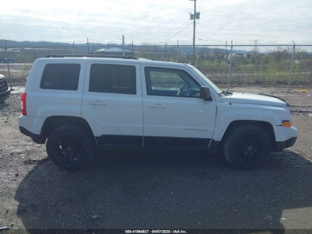 1C4NJRBB4HD138604 Jeep Patriot Sport 4x4