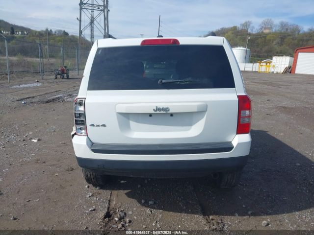1C4NJRBB4HD138604 Jeep Patriot Sport 4x4