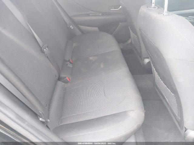 5NPLL4AG4NH053284 Hyundai ELANTRA SE