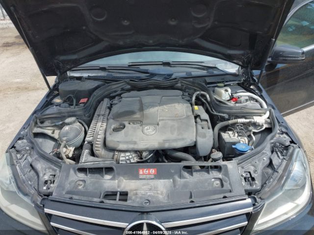 WDDGF8AB9EA929638 Mercedes-Benz C 300 Luxury 4matic/sport 4matic