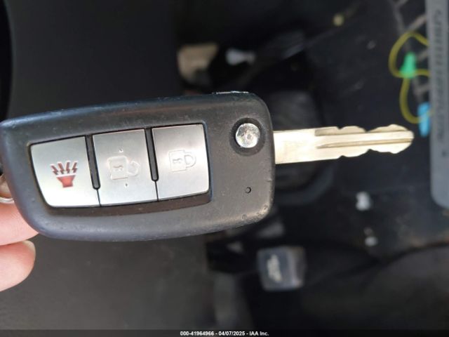 JN1BJ1CP1JW155386 Nissan Rogue Sport S