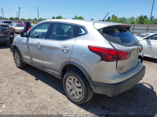JN1BJ1CP1JW155386 Nissan Rogue Sport S