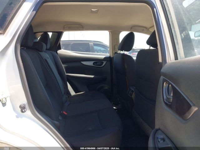 JN1BJ1CP1JW155386 Nissan Rogue Sport S
