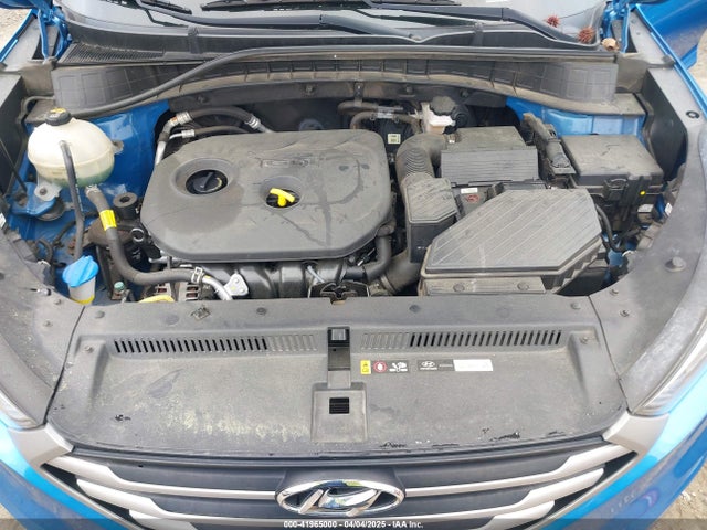 KM8J23A48JU635328 Hyundai TUCSON SE