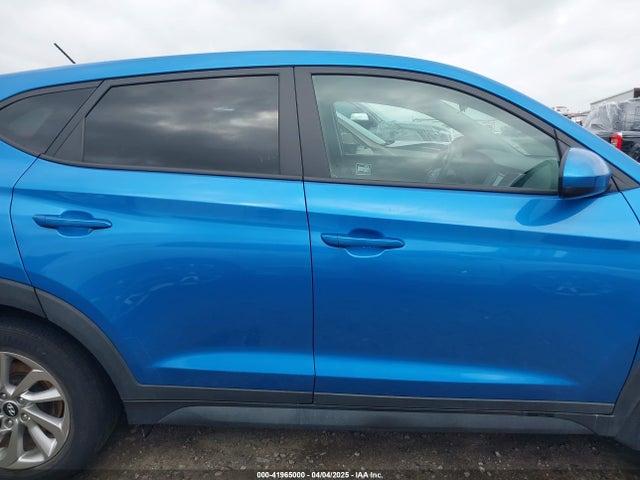 KM8J23A48JU635328 Hyundai TUCSON SE