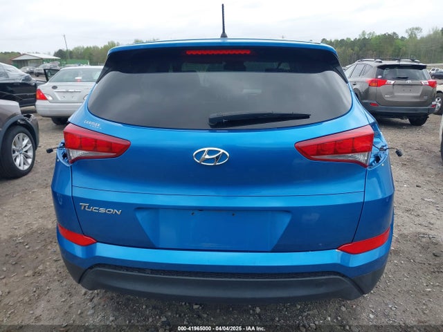 KM8J23A48JU635328 Hyundai TUCSON SE