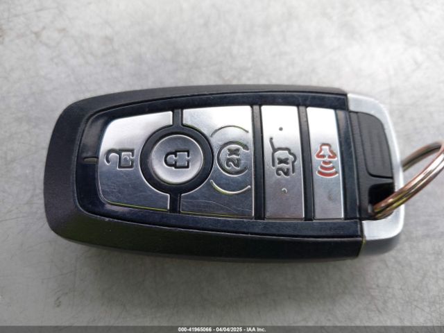 2FMPK3K94MBA05983 Ford Edge Titanium