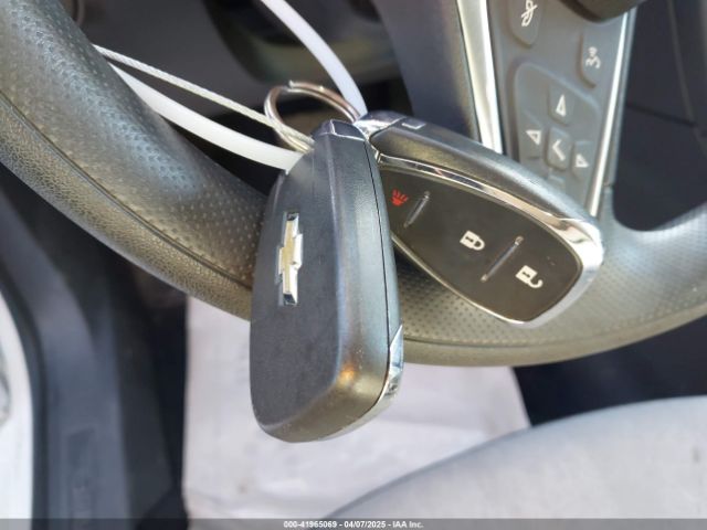3GNAXHEV0LS703895 Chevrolet Equinox Fwd Ls