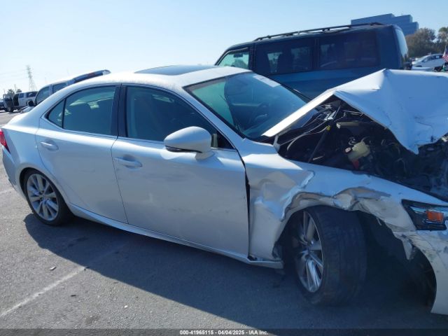 JTHBA1D2XG5035793 Lexus IS 200T