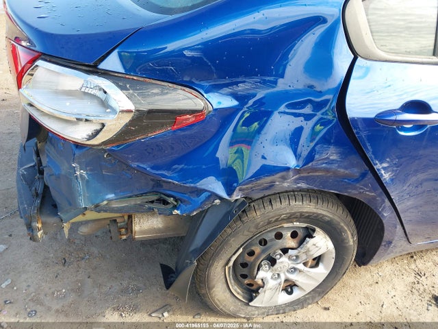 3KPFK4A76JE184604 KIA FORTE LX