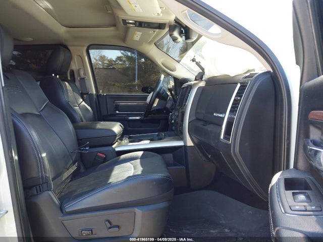 3C6UR5FL4JG404249 RAM 2500 Laramie  4x4 6'4 Box