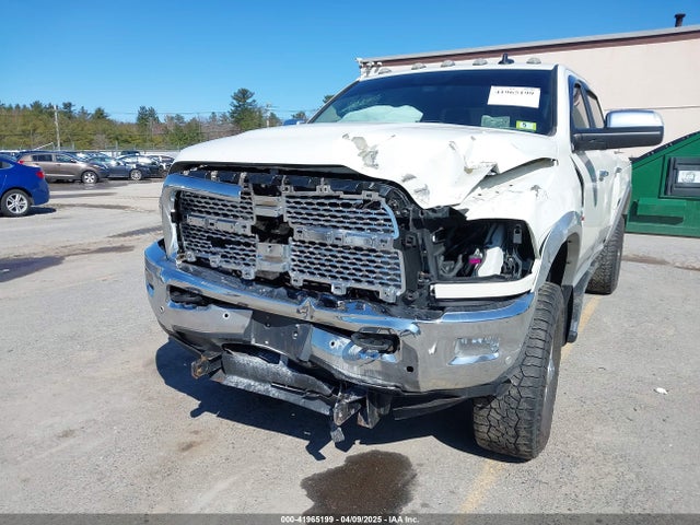 3C6UR5FL4JG404249 RAM 2500 Laramie  4x4 6'4 Box