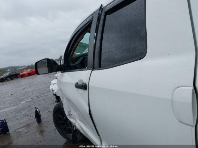 5TFUY5F19LX909244 Toyota Tundra Sr5
