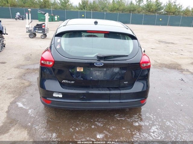 1FADP3K26JL309460 Ford FOCUS SE