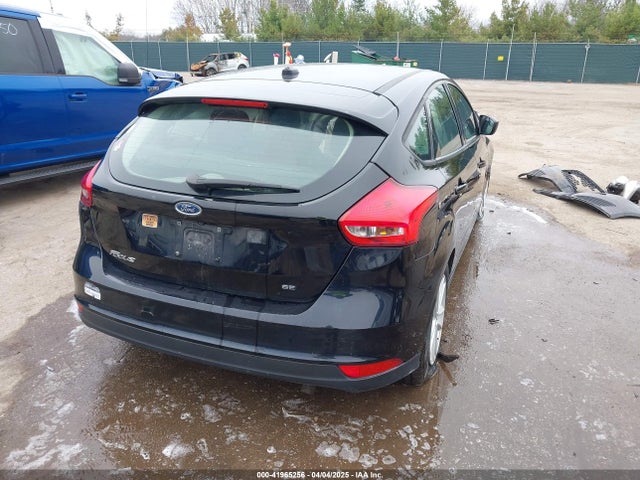 1FADP3K26JL309460 Ford FOCUS SE