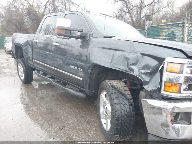 1GC1KTEG1KF260607 Chevrolet Silverado 2500hd Ltz