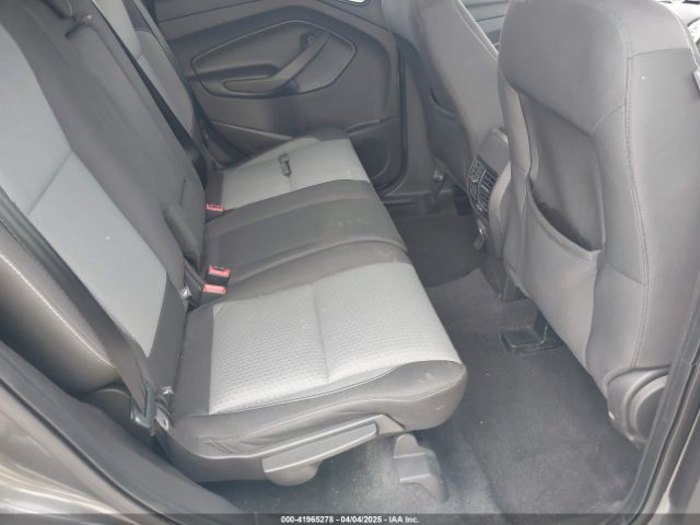 1FMCU0GD0KUA82121 Ford ESCAPE SE