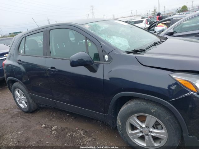 KL7CJKSB1MB319077 Chevrolet Trax Fwd Ls
