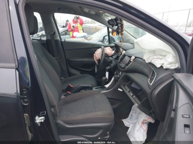 KL7CJKSB1MB319077 Chevrolet Trax Fwd Ls