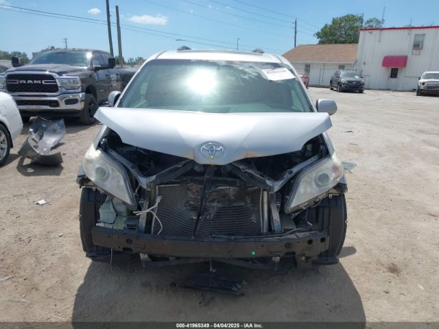 5TDYK3DC2GS705506 Toyota Sienna Xle 8 Passenger