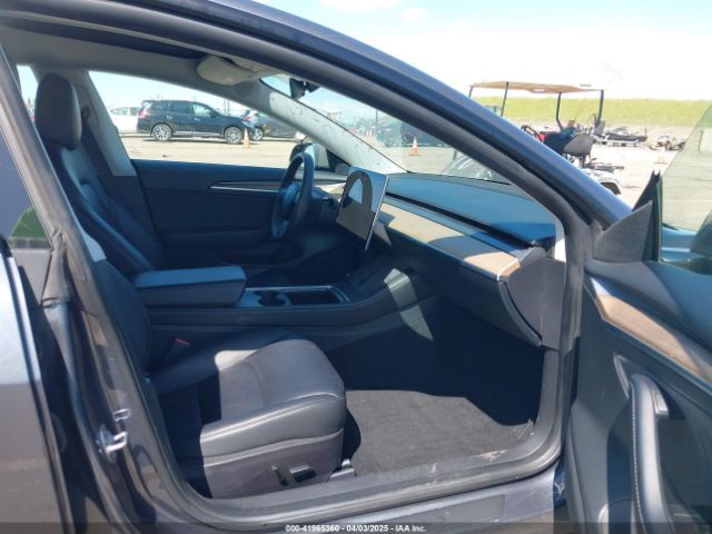 5YJ3E1EA6NF144098 Tesla Model 3 Rear-wheel Drive