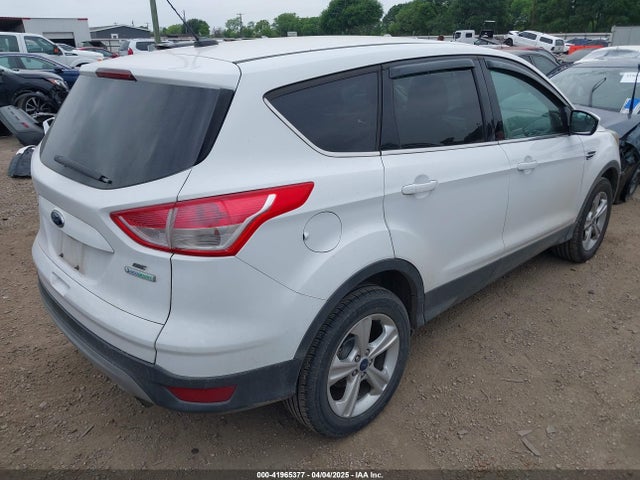 1FMCU0GX5EUA85076 Ford ESCAPE SE