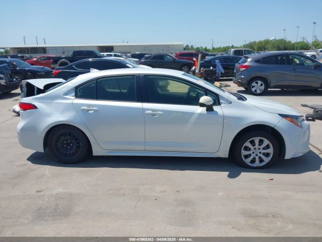 JTDEPMAEXN3025383 Toyota COROLLA LE