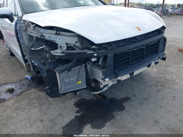 WP1BA2AY3MDA43220 Porsche Cayenne Coupe