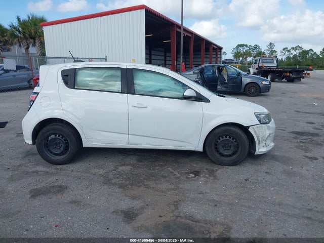 1G1JG6SH6H4142341 Chevrolet Sonic Lt Auto