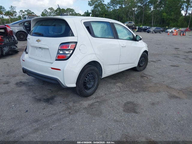 1G1JG6SH6H4142341 Chevrolet Sonic Lt Auto