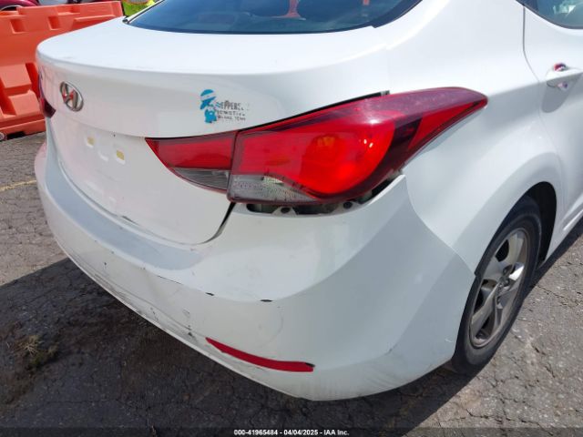 5NPDH4AE3EH506590 Hyundai ELANTRA SE