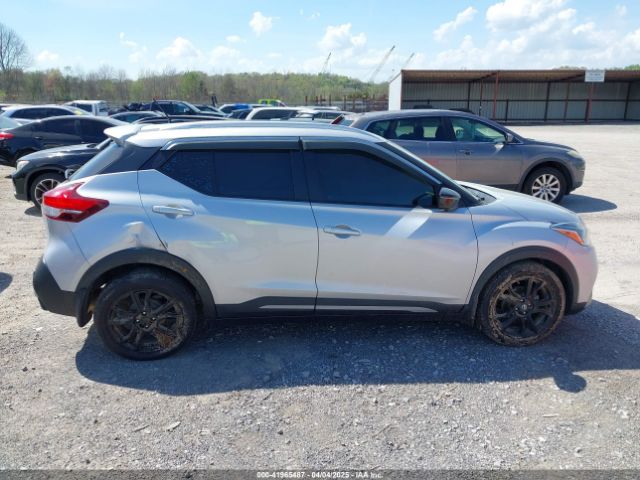 3N1CP5DV8LL566607 Nissan Kicks Sr Xtronic Cvt